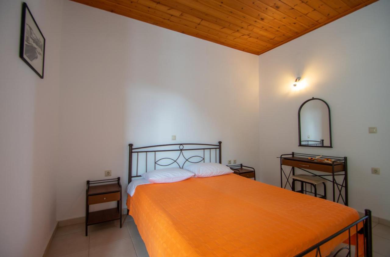 Family Private Homes & Sea View Lithakia  Ngoại thất bức ảnh