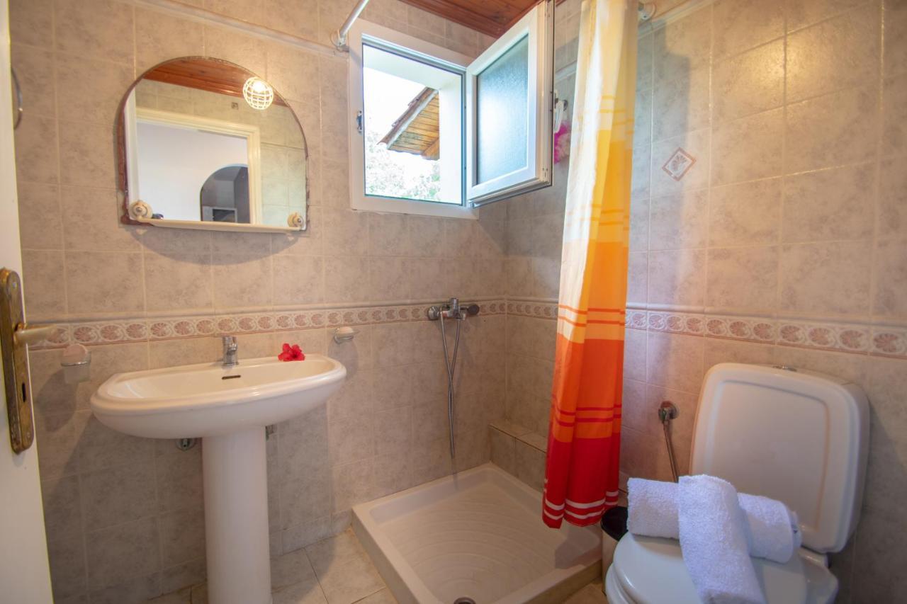 Family Private Homes & Sea View Lithakia  Ngoại thất bức ảnh