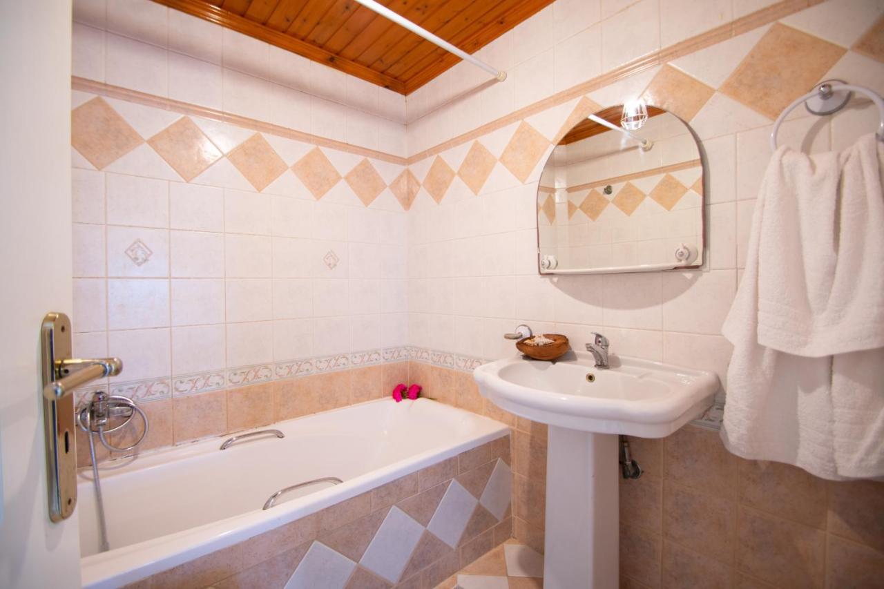 Family Private Homes & Sea View Lithakia  Ngoại thất bức ảnh